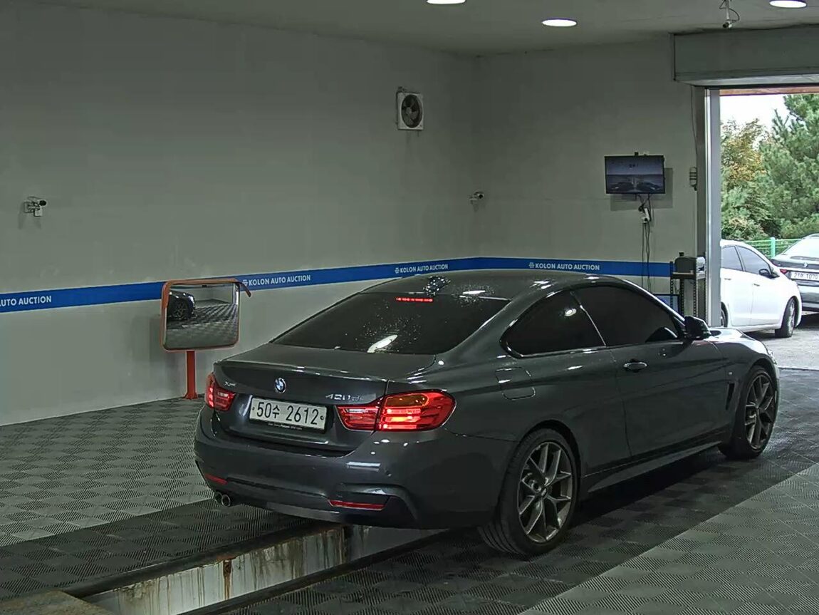 BMW 4 SERIES (1ST GEN) COUPE 420d xDRIVE M SPORT PACK 2017 - zdjęcie 5
