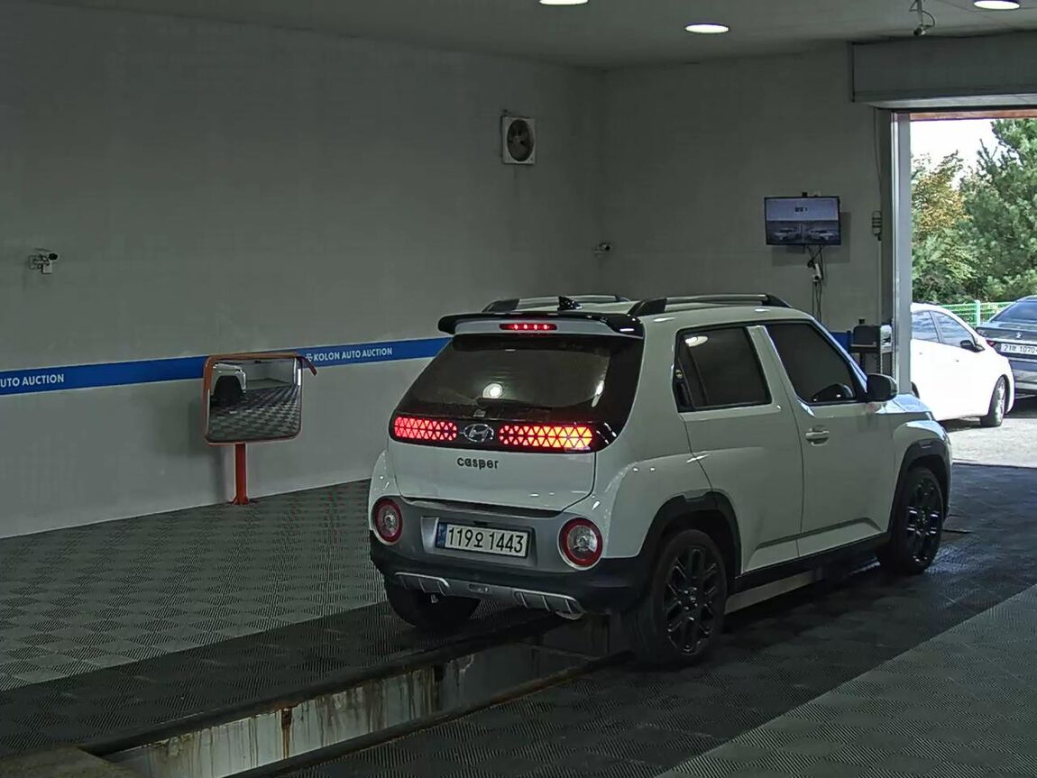HYUNDAI CASPER GASOLINE 1.0 TURBO THE ESSENTIAL 2023 - zdjęcie 5