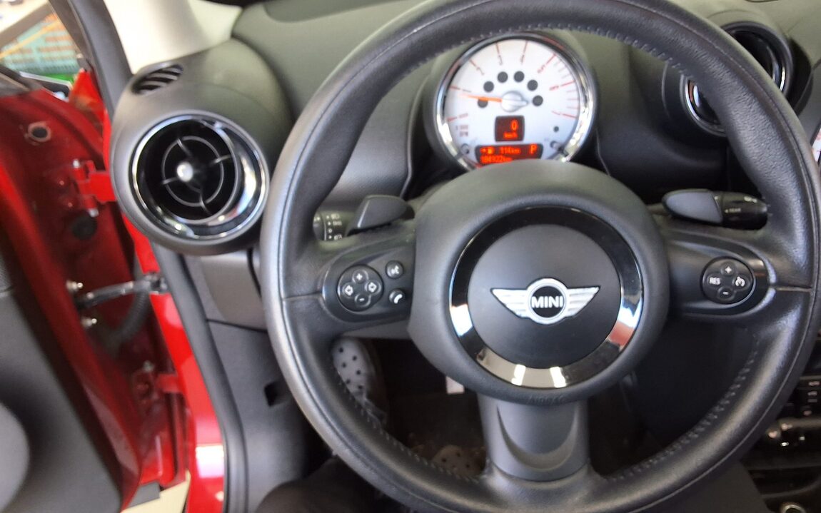 MINI COUNTRYMAN 2.0 SD 2014 - zdjęcie 17