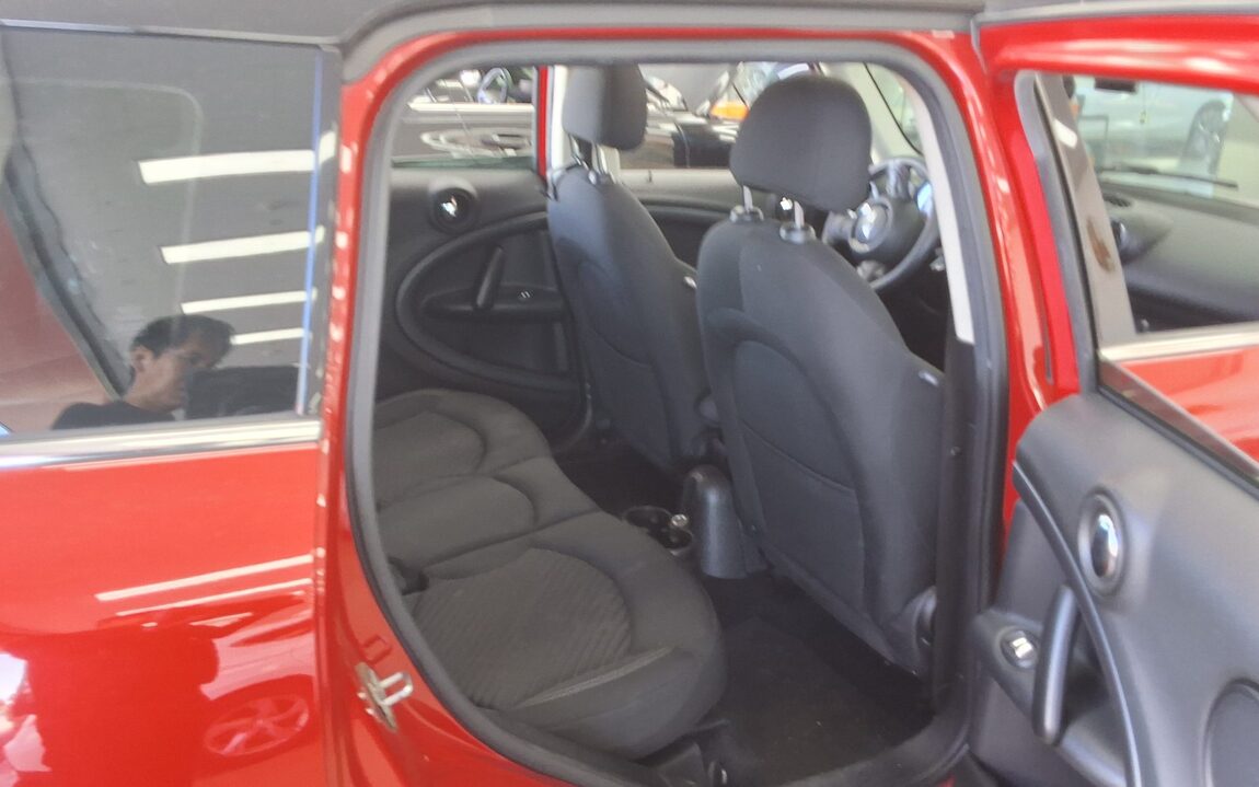 MINI COUNTRYMAN 2.0 SD 2014 - zdjęcie 13