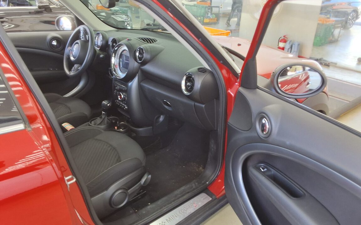 MINI COUNTRYMAN 2.0 SD 2014 - zdjęcie 14