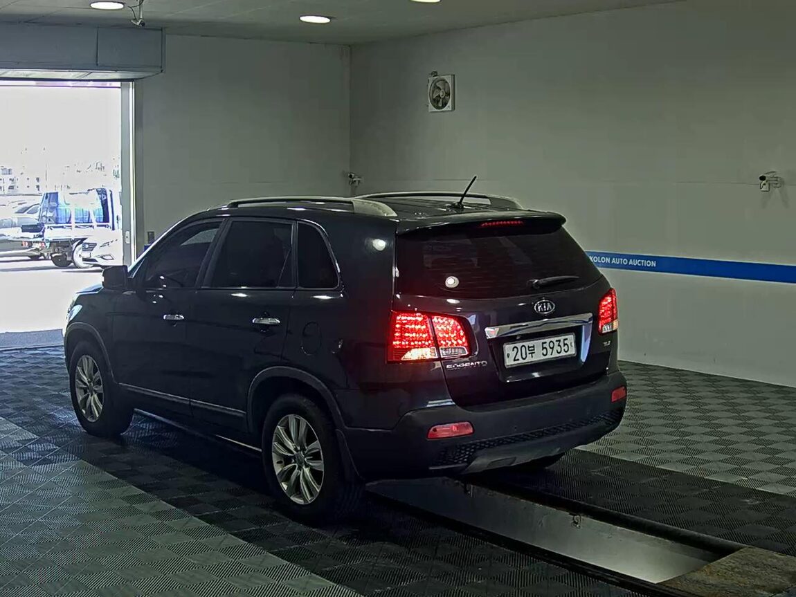 KIA SORENTO R DIESEL 2.2 4WD TLX LUXURY MODEL 2012 - zdjęcie 6