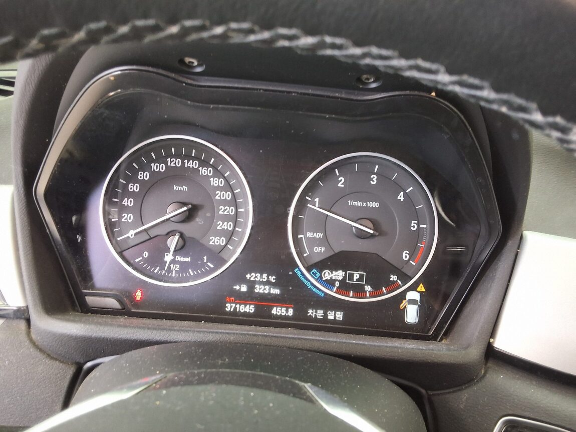 BMW X1 (2ND GEN) 18d xDRIVE 2016 - zdjęcie 10