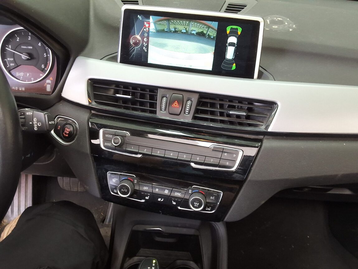 BMW X1 (2ND GEN) 18d xDRIVE 2016 - zdjęcie 24