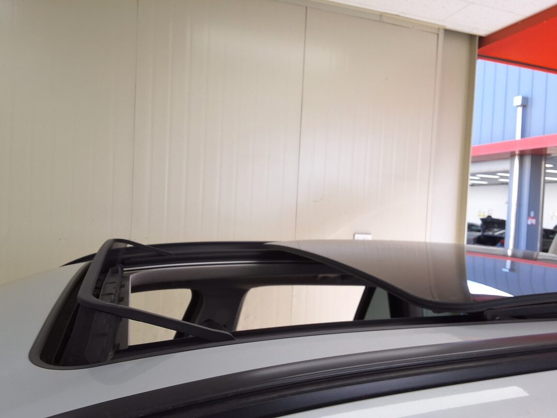 BMW X1 (2ND GEN) 18d xDRIVE 2016 - zdjęcie 28