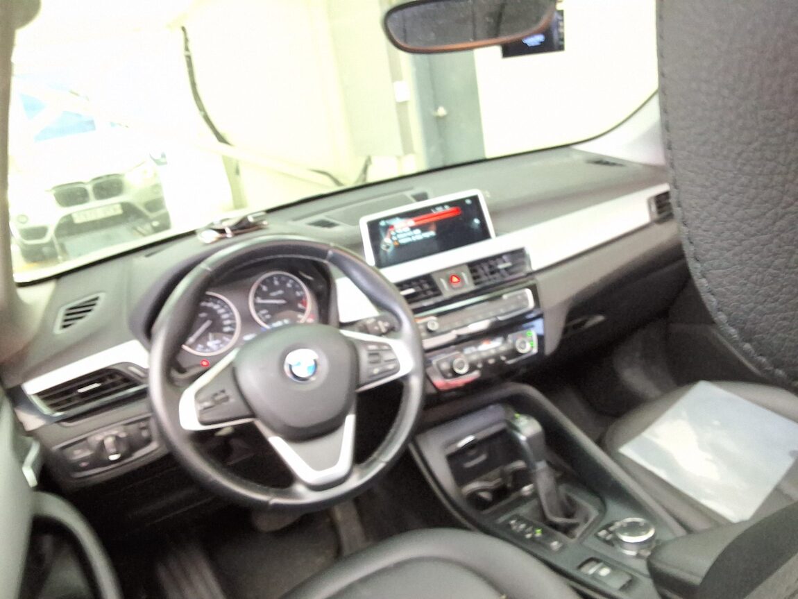 BMW X1 (2ND GEN) 18d xDRIVE 2016 - zdjęcie 12