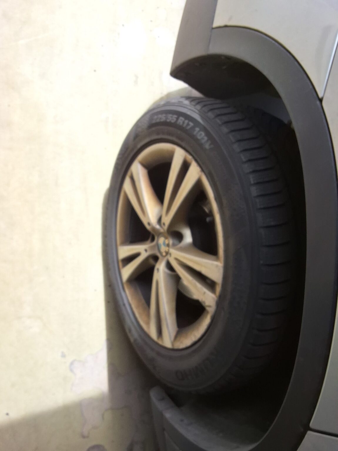 BMW X1 (2ND GEN) 18d xDRIVE 2016 - zdjęcie 22