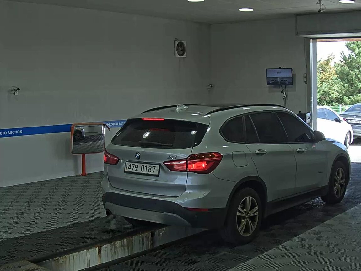 BMW X1 (2ND GEN) 18d xDRIVE 2016 - zdjęcie 5