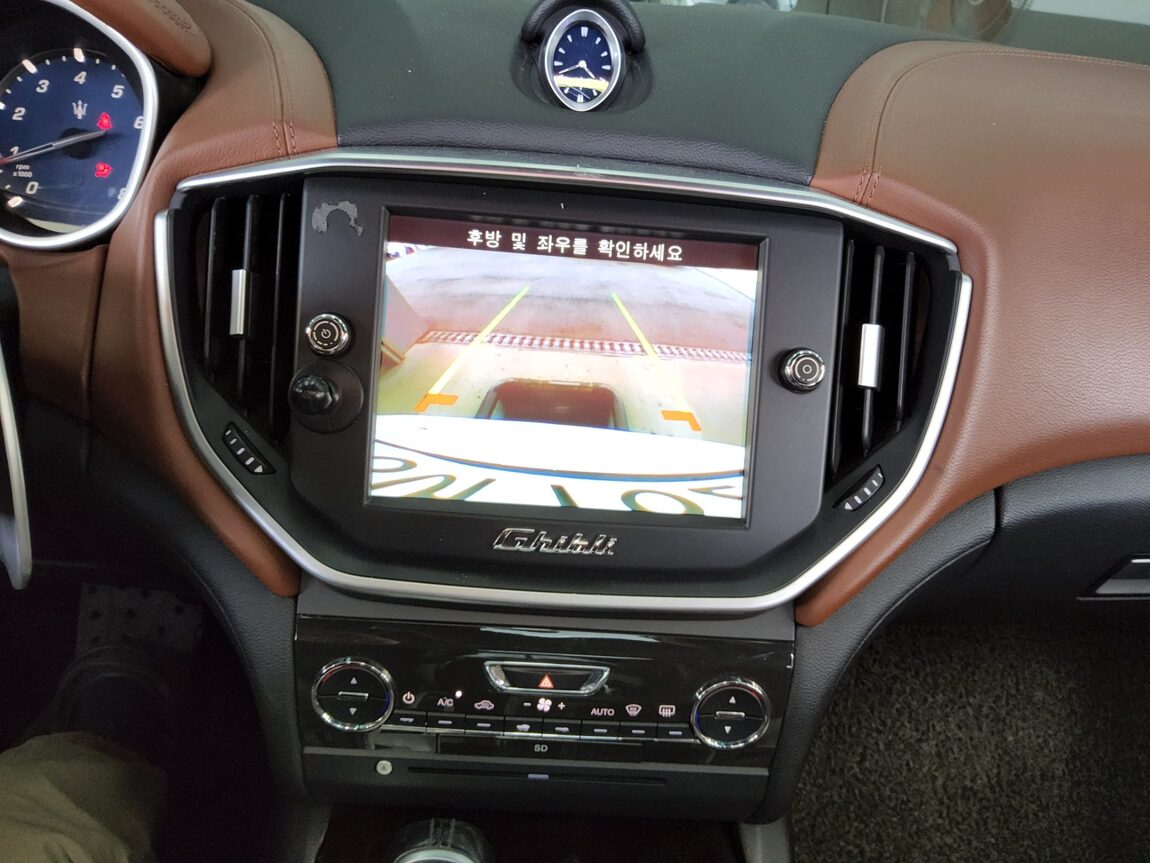 MASERATI GHIBLI (3RD GEN) 3 2015 - zdjęcie 19