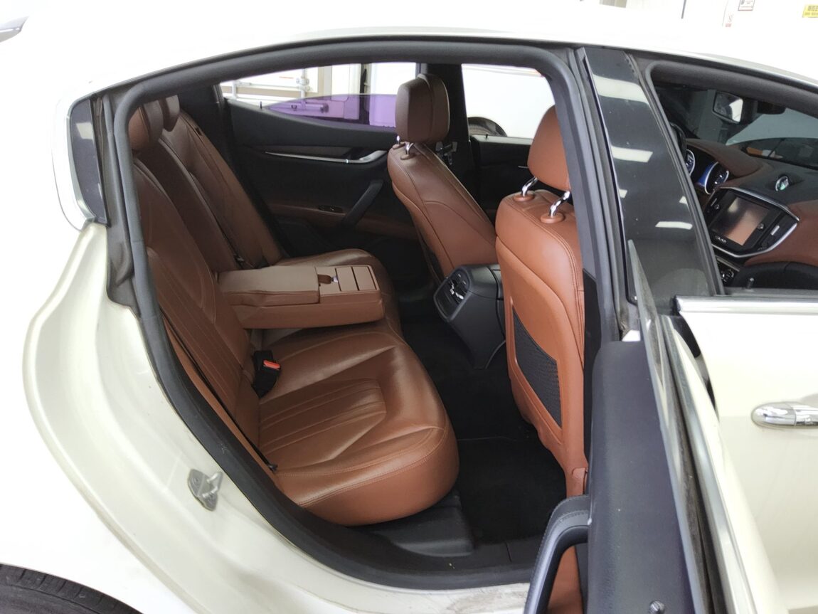 MASERATI GHIBLI (3RD GEN) 3 2015 - zdjęcie 13