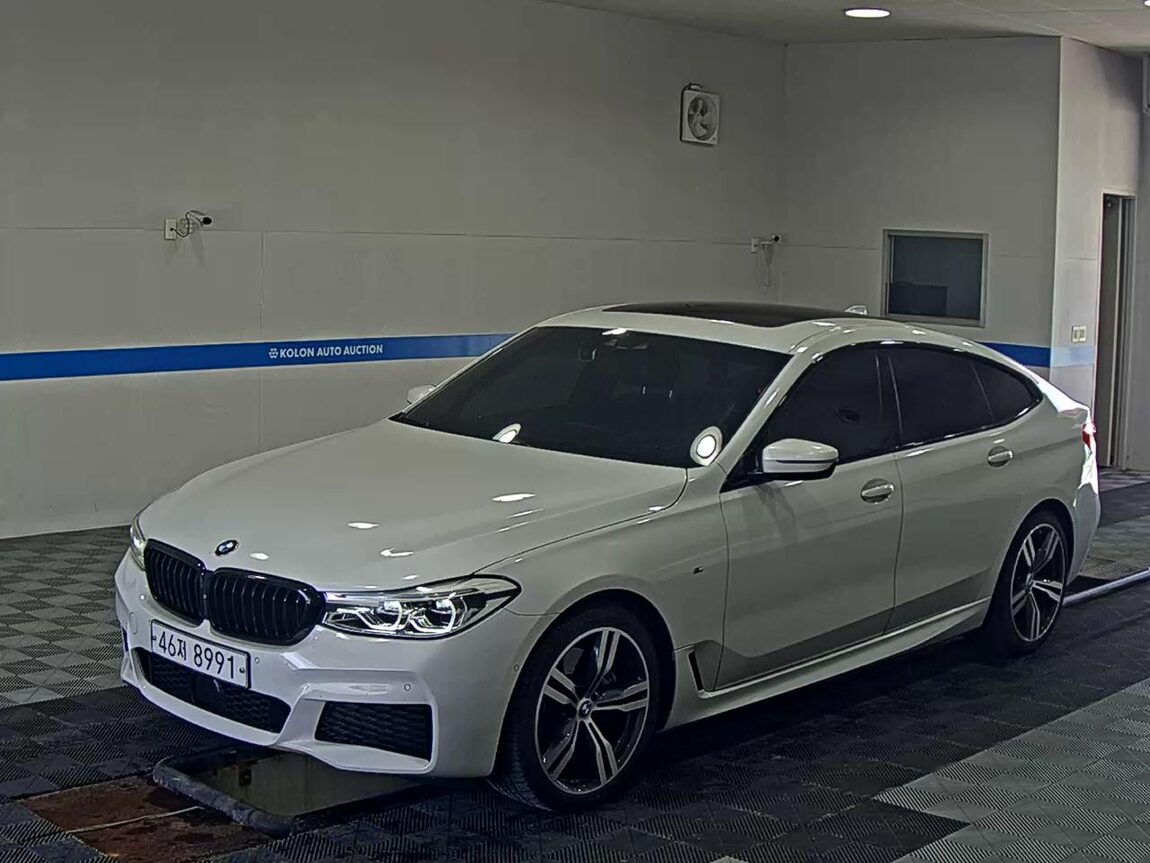 BMW GRAN TURISMO (GT) 6 SERIES 640i xDRIVE M SPORT PACK 2019 - zdjęcie 2