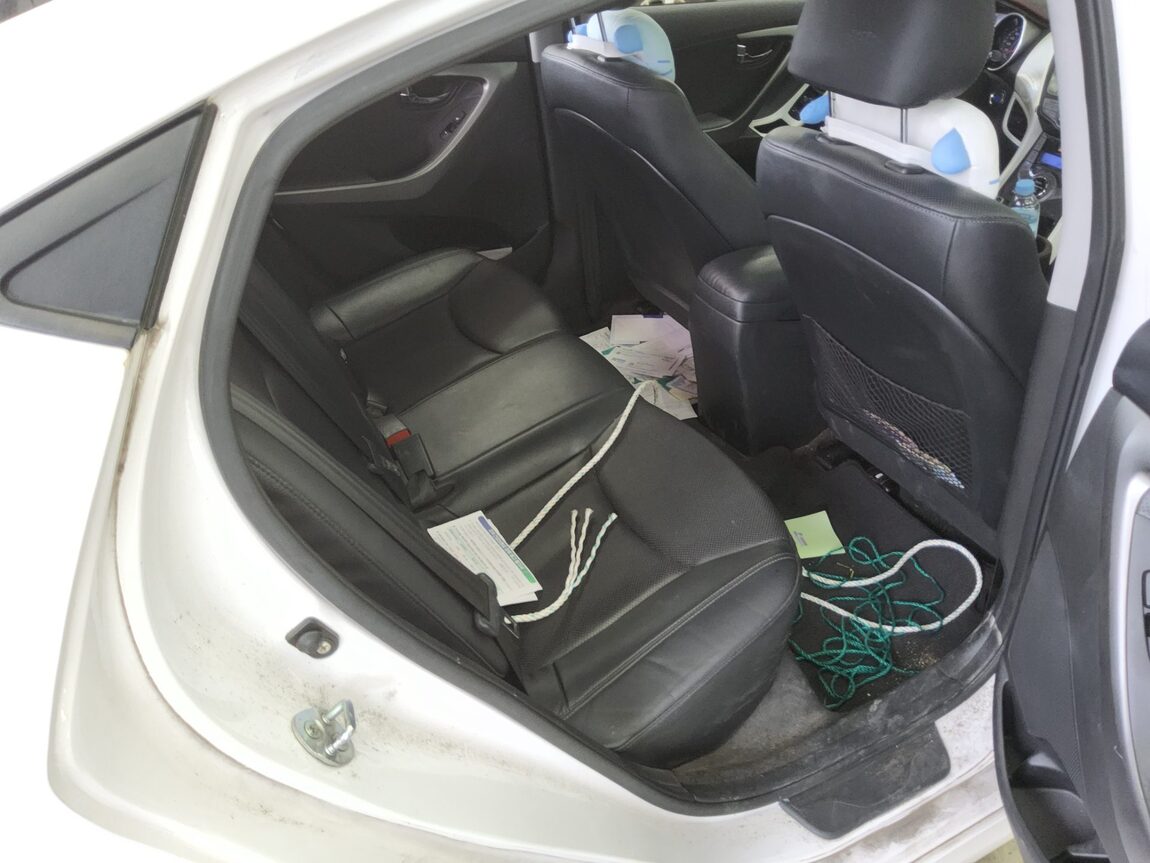 HYUNDAI AVANTE MD M16 GDi MODERN 2014 - zdjęcie 13