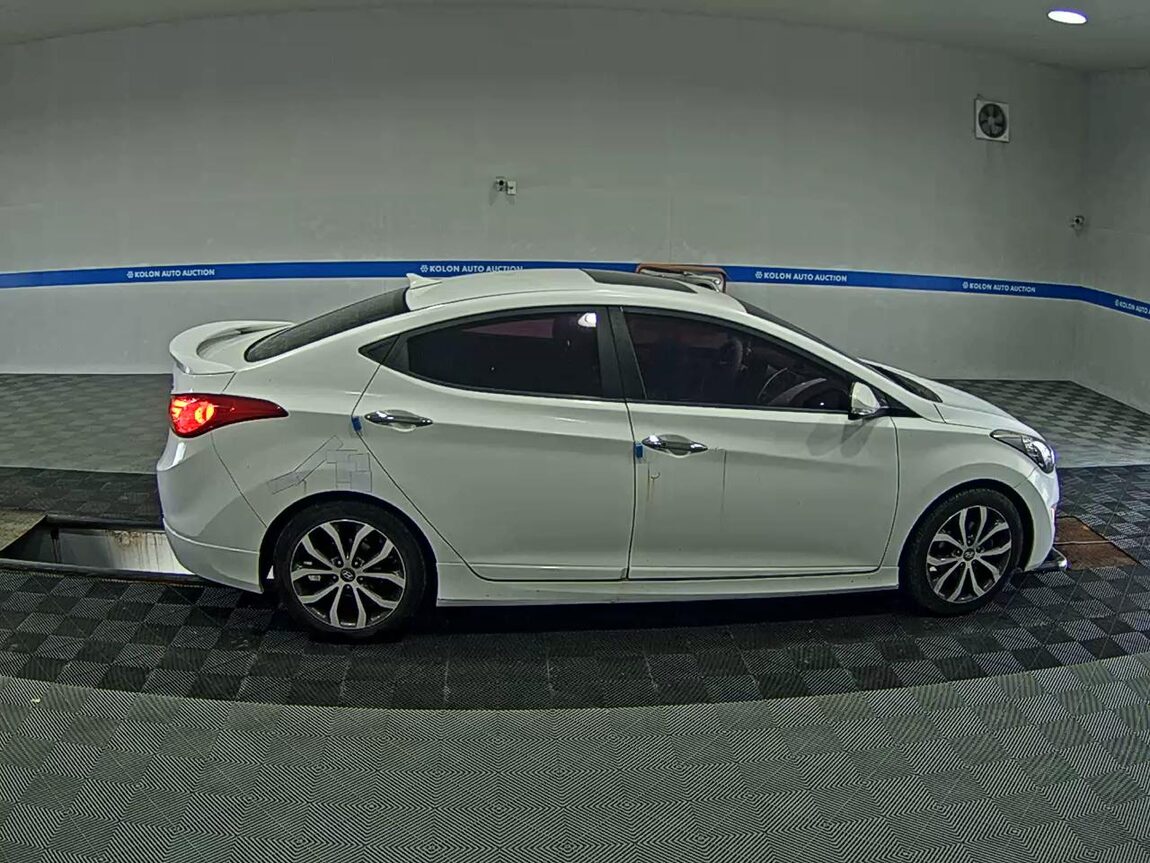 HYUNDAI AVANTE MD M16 GDi MODERN 2014 - zdjęcie 4