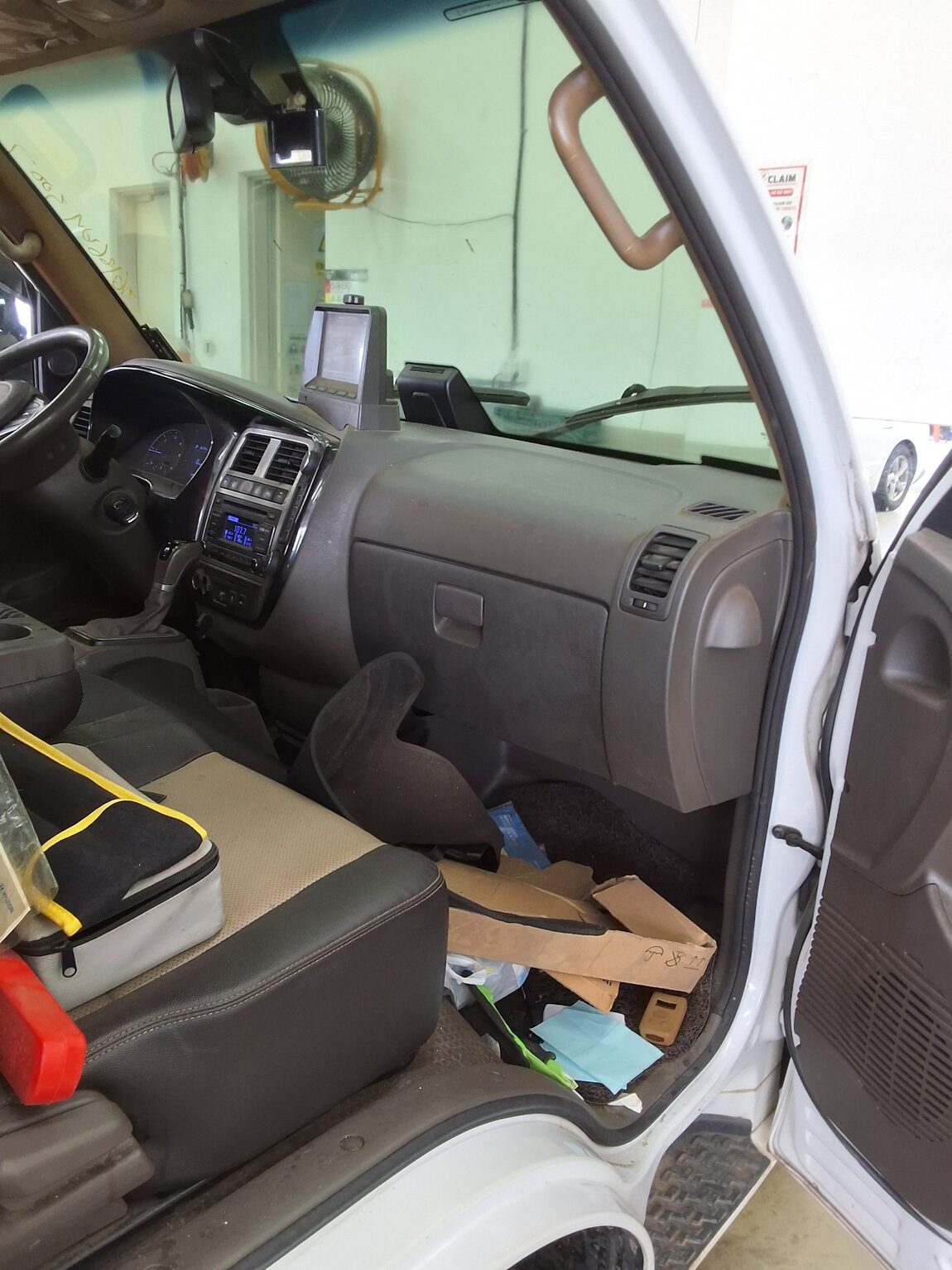 HYUNDAI PORTER II HIGH-ROOF BUILT-IN BOX TRUCK SUPER CAB 2022 - zdjęcie 12