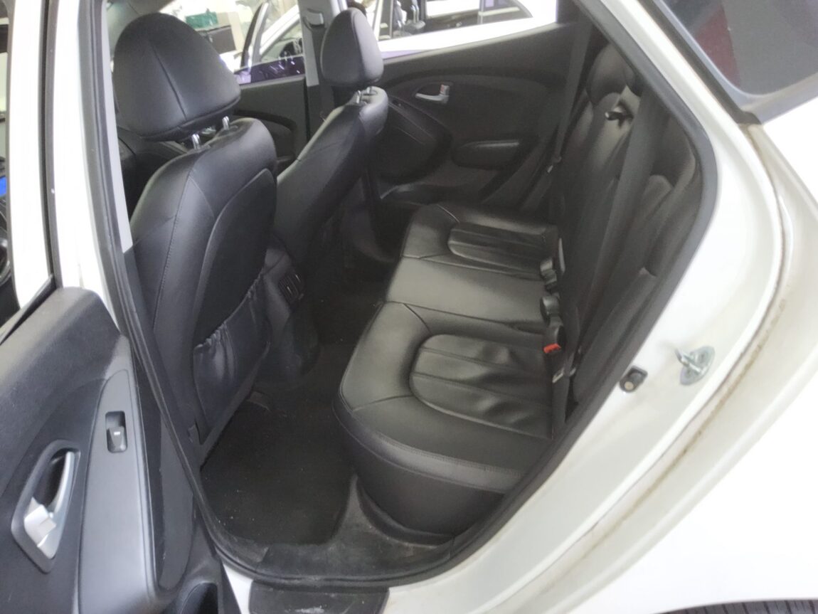 HYUNDAI NEW TUCSON ix DIESEL R2.0 2WD SMART SPECIAL 2015 - zdjęcie 12