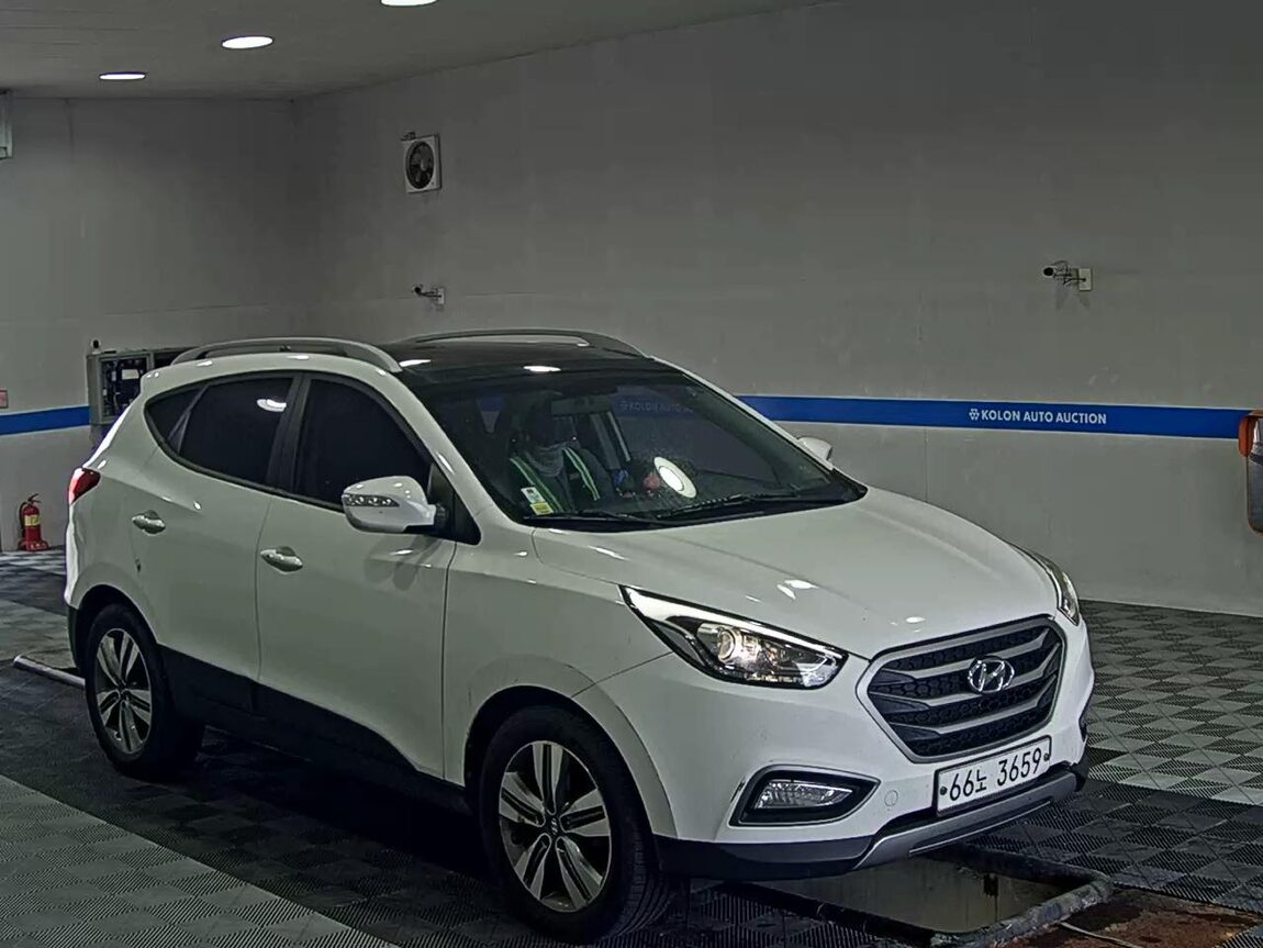HYUNDAI NEW TUCSON ix DIESEL R2.0 2WD SMART SPECIAL 2015 - zdjęcie 3
