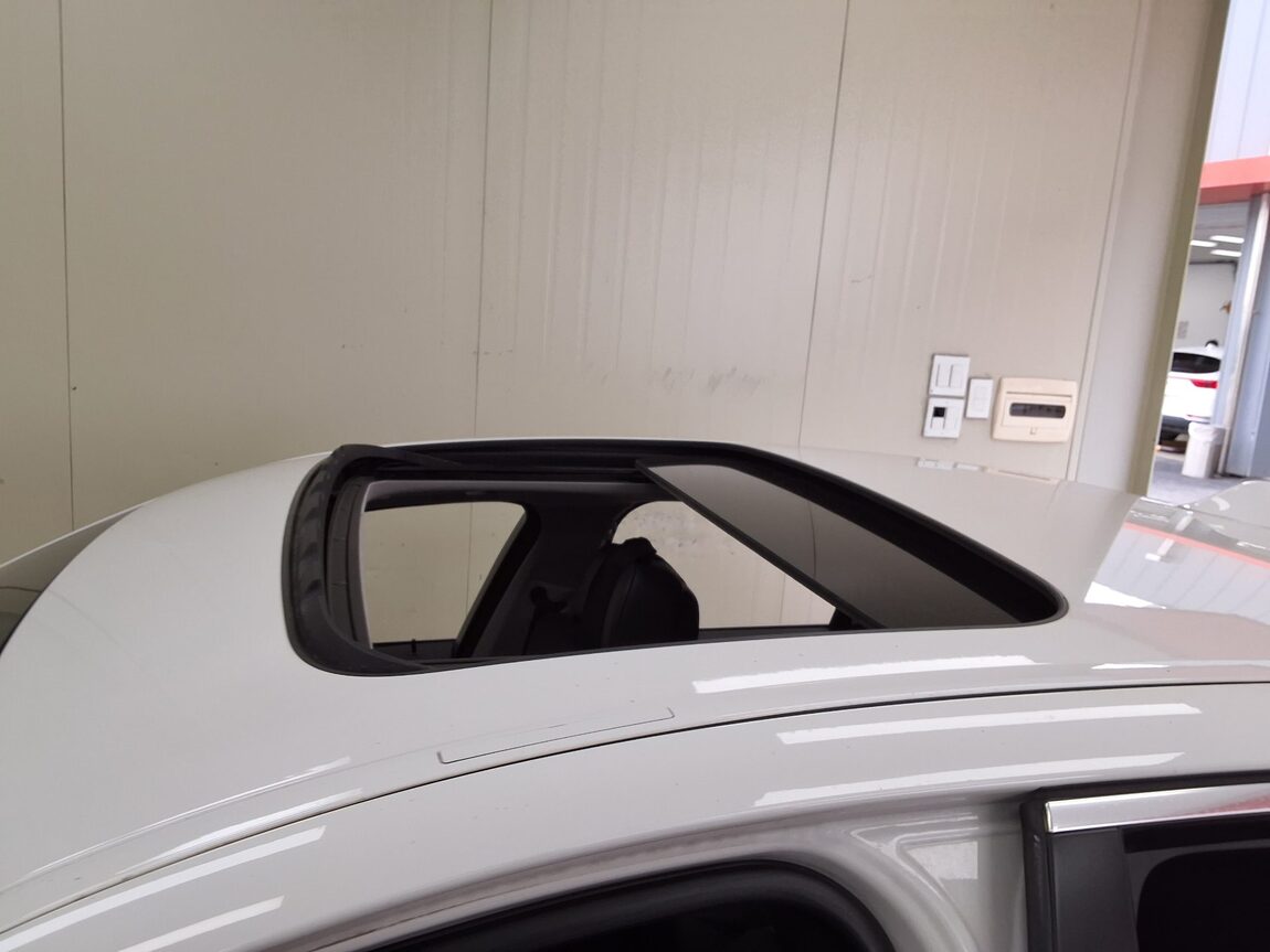 BMW 5 SERIES (6TH GEN) 520d 2012 - zdjęcie 28