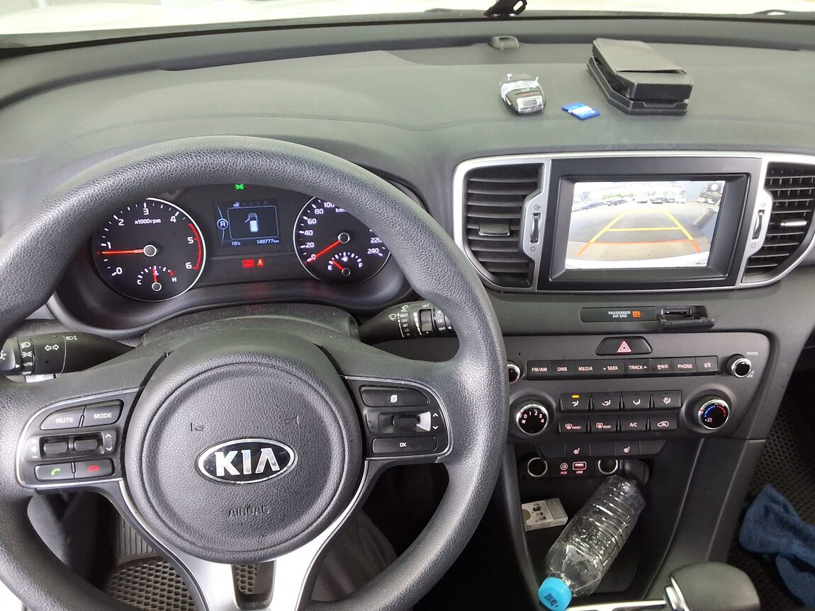 KIA NEW SPORTAGE 1.7 2WD TRENDY 2016 - zdjęcie 18