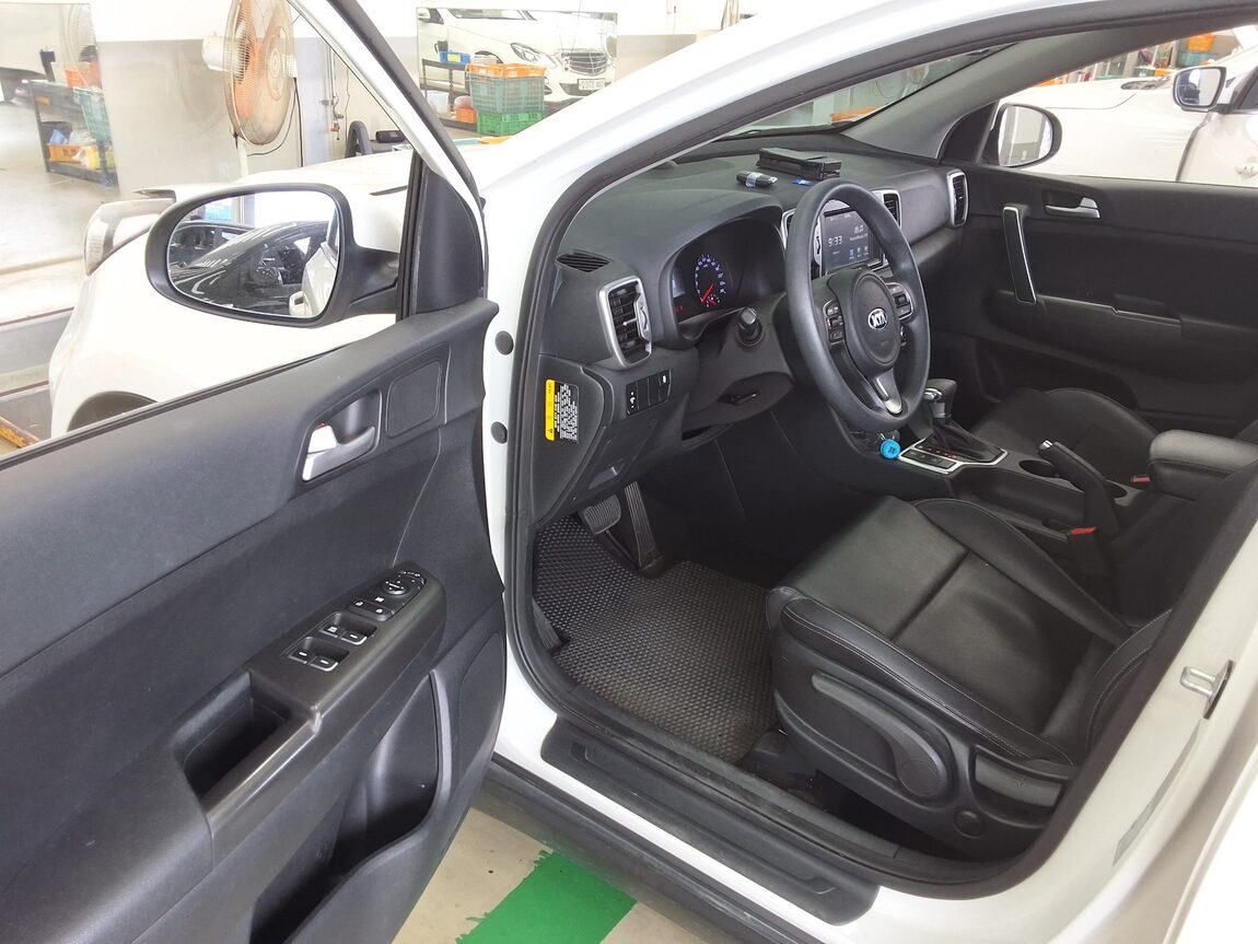 KIA NEW SPORTAGE 1.7 2WD TRENDY 2016 - zdjęcie 10