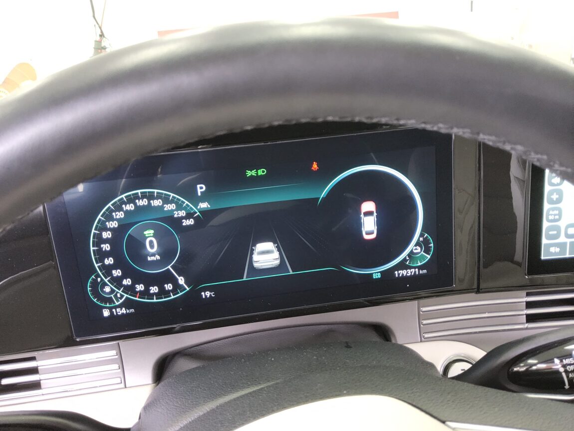 HYUNDAI THE NEW GRANDEUR IG HYBRID 2.4 HEV LE BLANC 2023 - zdjęcie 9