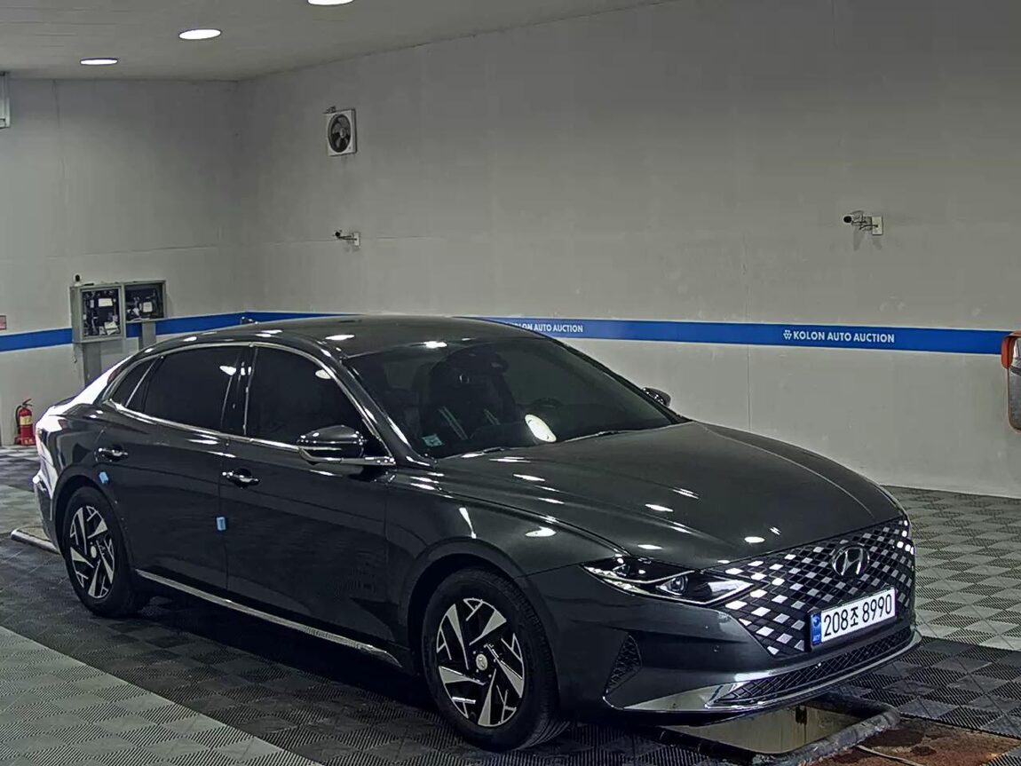 HYUNDAI THE NEW GRANDEUR IG HYBRID 2.4 HEV LE BLANC 2023 - zdjęcie 3