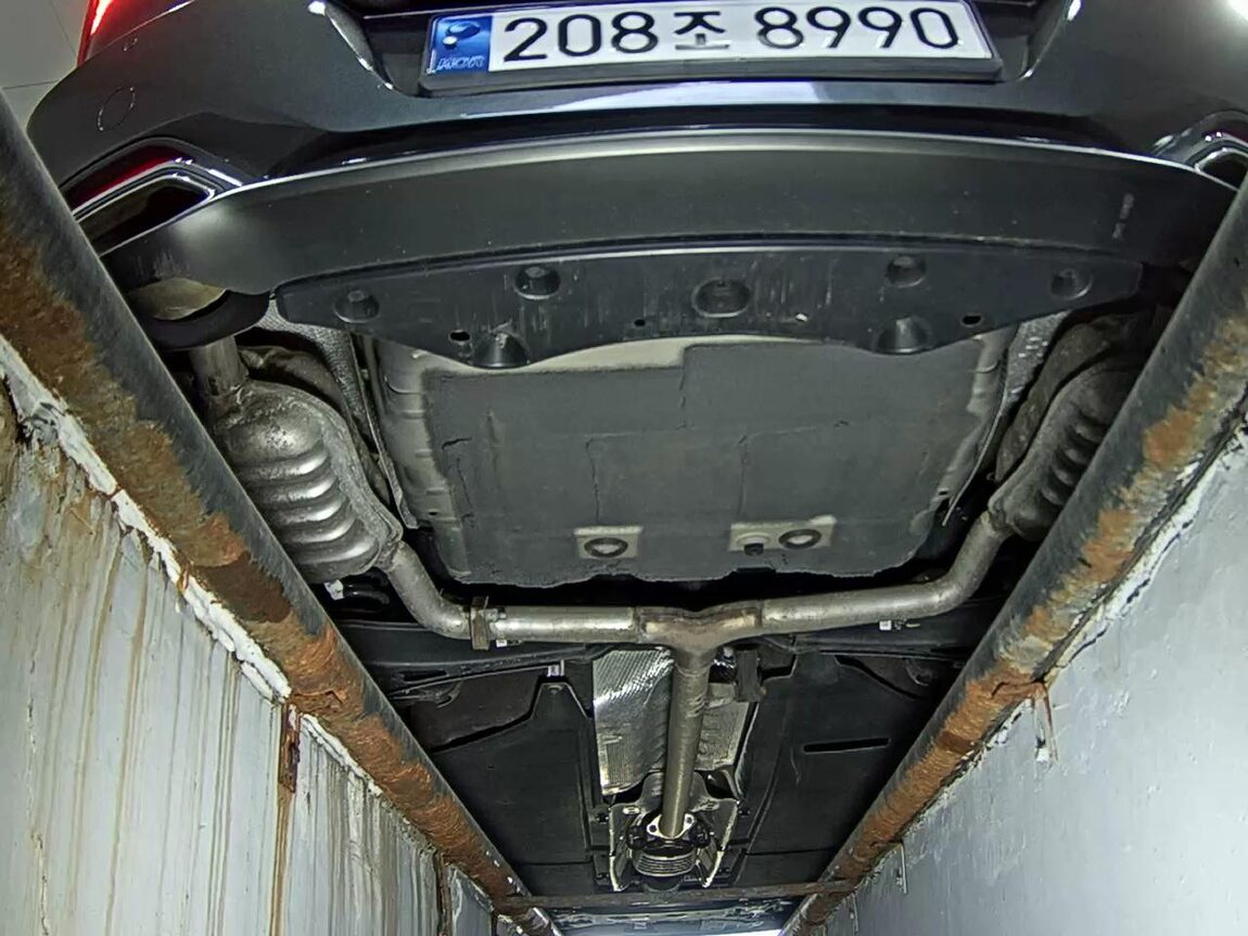 HYUNDAI THE NEW GRANDEUR IG HYBRID 2.4 HEV LE BLANC 2023 - zdjęcie 8