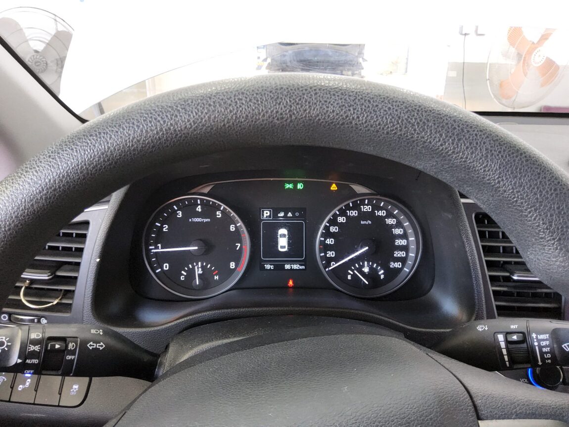HYUNDAI AVANTE AD 1.6 GDi VALUE PLUS 2018 - zdjęcie 9