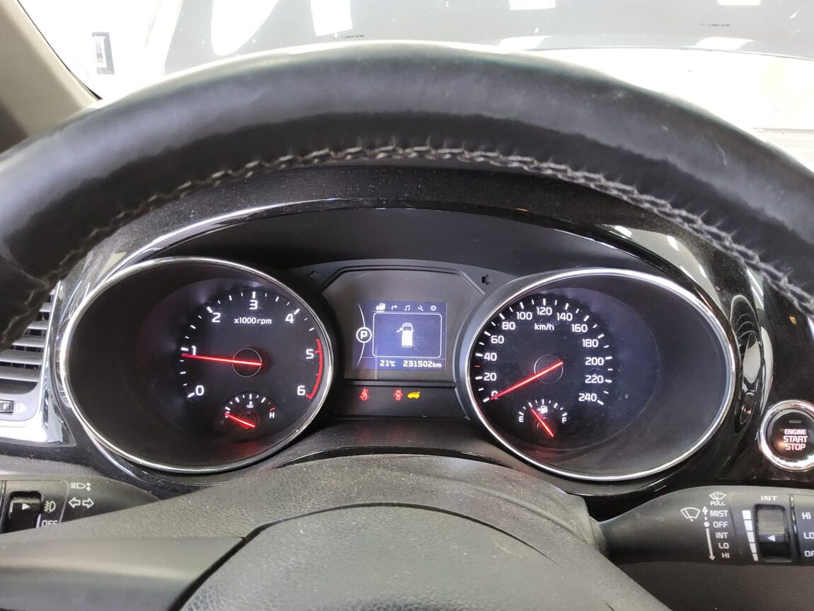 KIA ALL NEW CARNIVAL 9-SEATER DIESEL PRESTIGE 2016 - zdjęcie 9