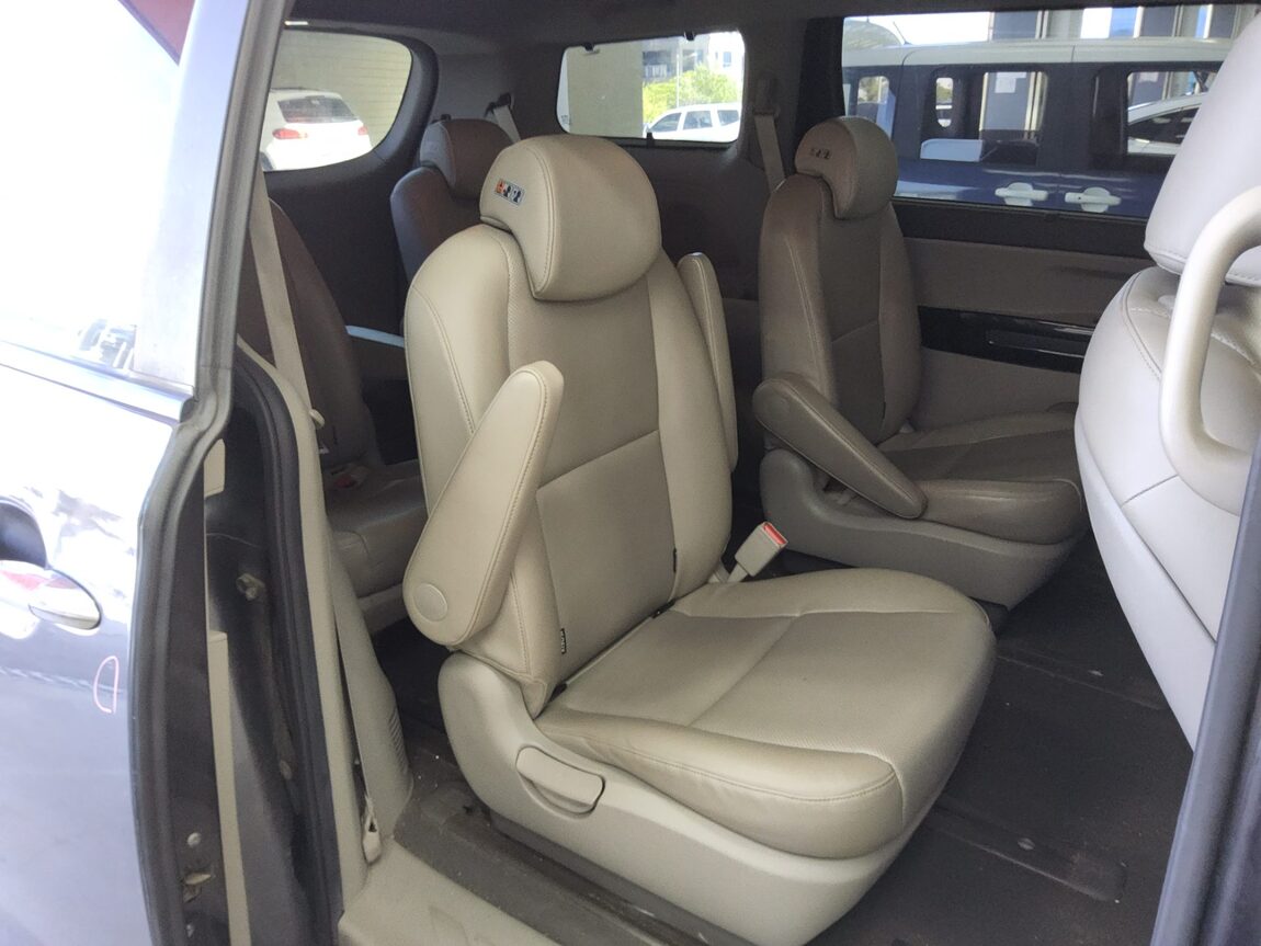 KIA ALL NEW CARNIVAL 9-SEATER DIESEL PRESTIGE 2016 - zdjęcie 13