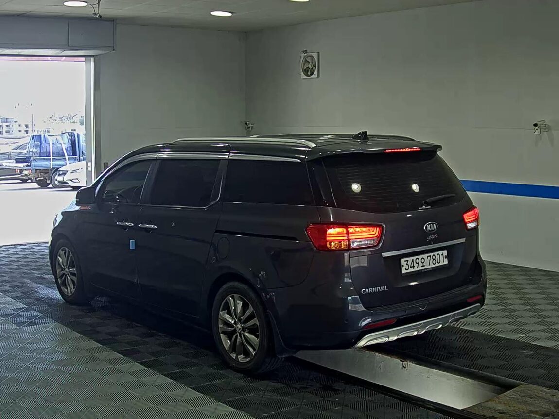 KIA ALL NEW CARNIVAL 9-SEATER DIESEL PRESTIGE 2016 - zdjęcie 6