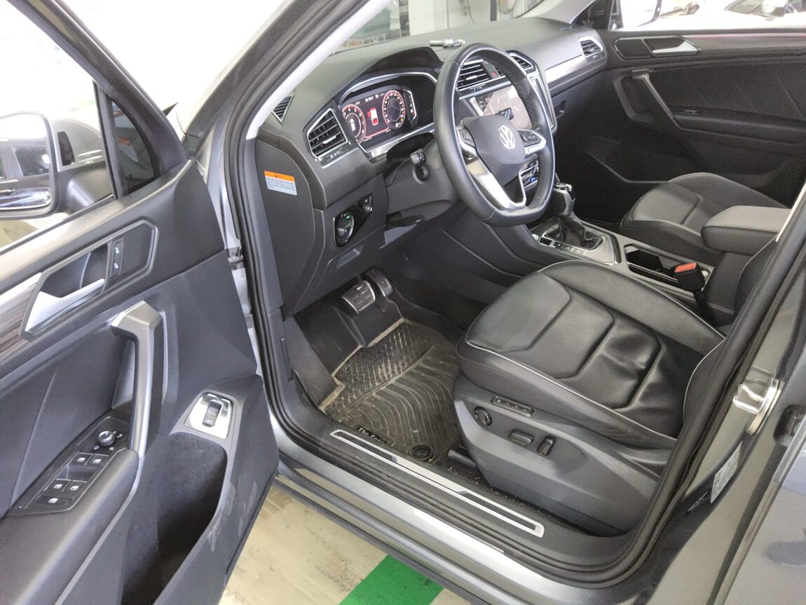 VOLKSWAGEN TIGUAN (2ND GEN) ALLSPACE 2.0 TSI PRESTIGE 2023 - zdjęcie 10