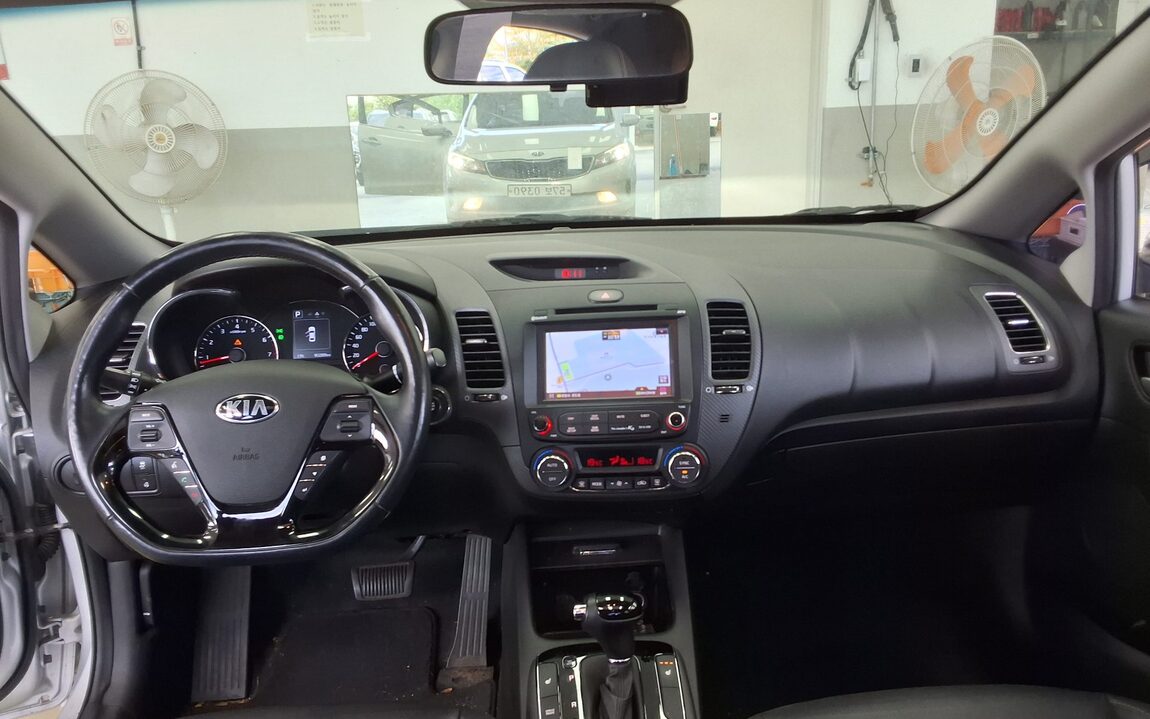 KIA THE NEW K3 1.6 GDI TRENDY STYLE 2017 - zdjęcie 11