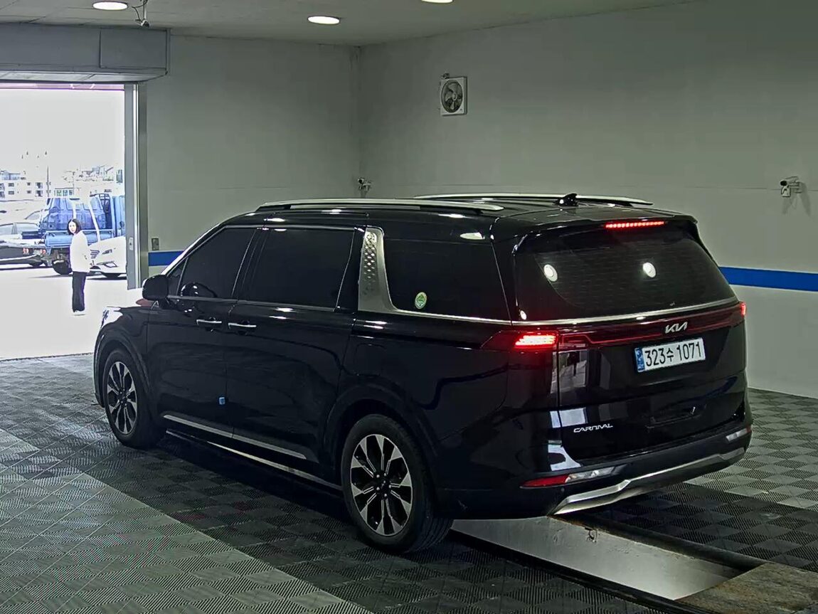 KIA NEW CARNIVAL (KA4) 9-SEATER DIESEL NOBLESSE 2023 - zdjęcie 6