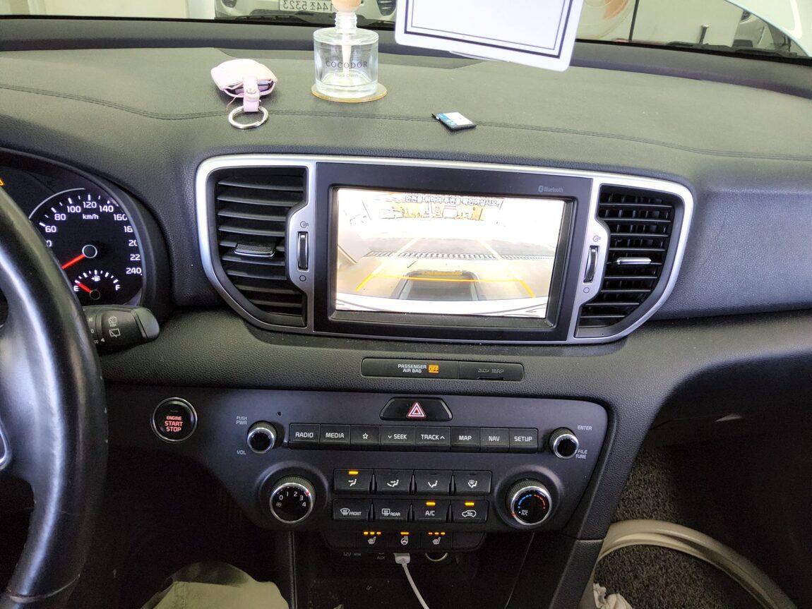 KIA NEW SPORTAGE R2.0 2WD PRESTIGE 2018 - zdjęcie 18
