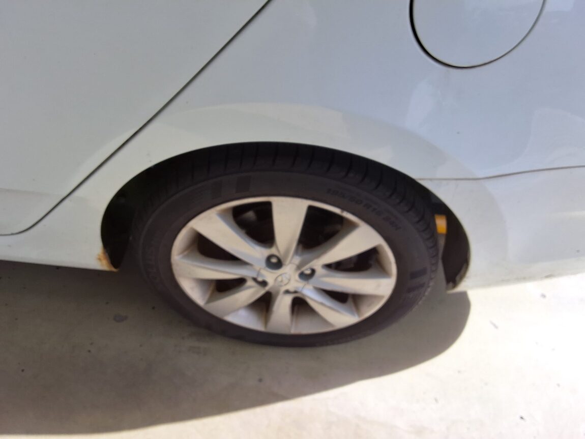 HYUNDAI NEW ACCENT 1.6 GDI TOP 2012 - zdjęcie 20