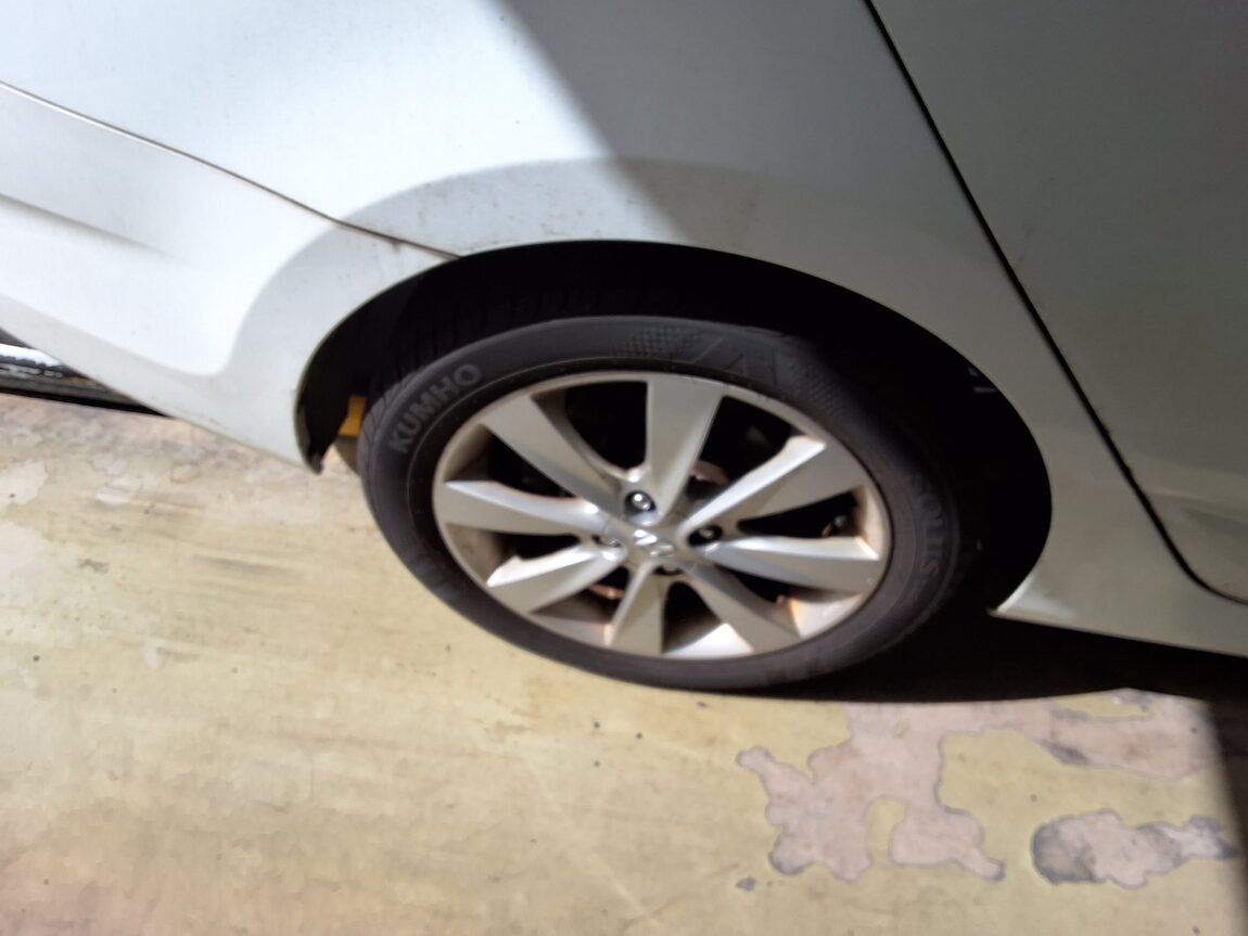 HYUNDAI NEW ACCENT 1.6 GDI TOP 2012 - zdjęcie 22