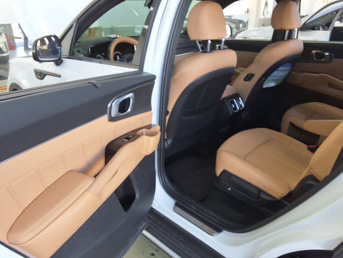KIA NEW SORENTO (MQ4) 2.2 DIESEL 4WD SIGNATURE GRAVITY 2023 - zdjęcie 12