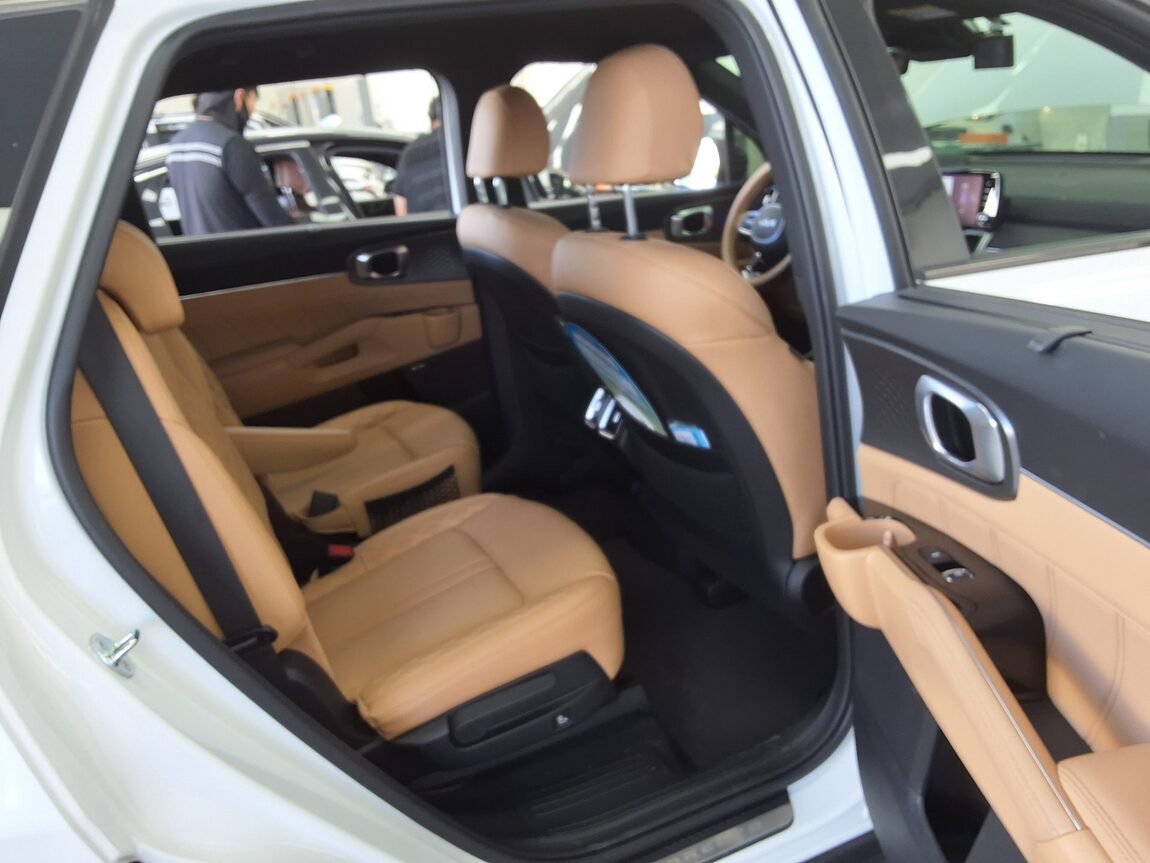 KIA NEW SORENTO (MQ4) 2.2 DIESEL 4WD SIGNATURE GRAVITY 2023 - zdjęcie 13