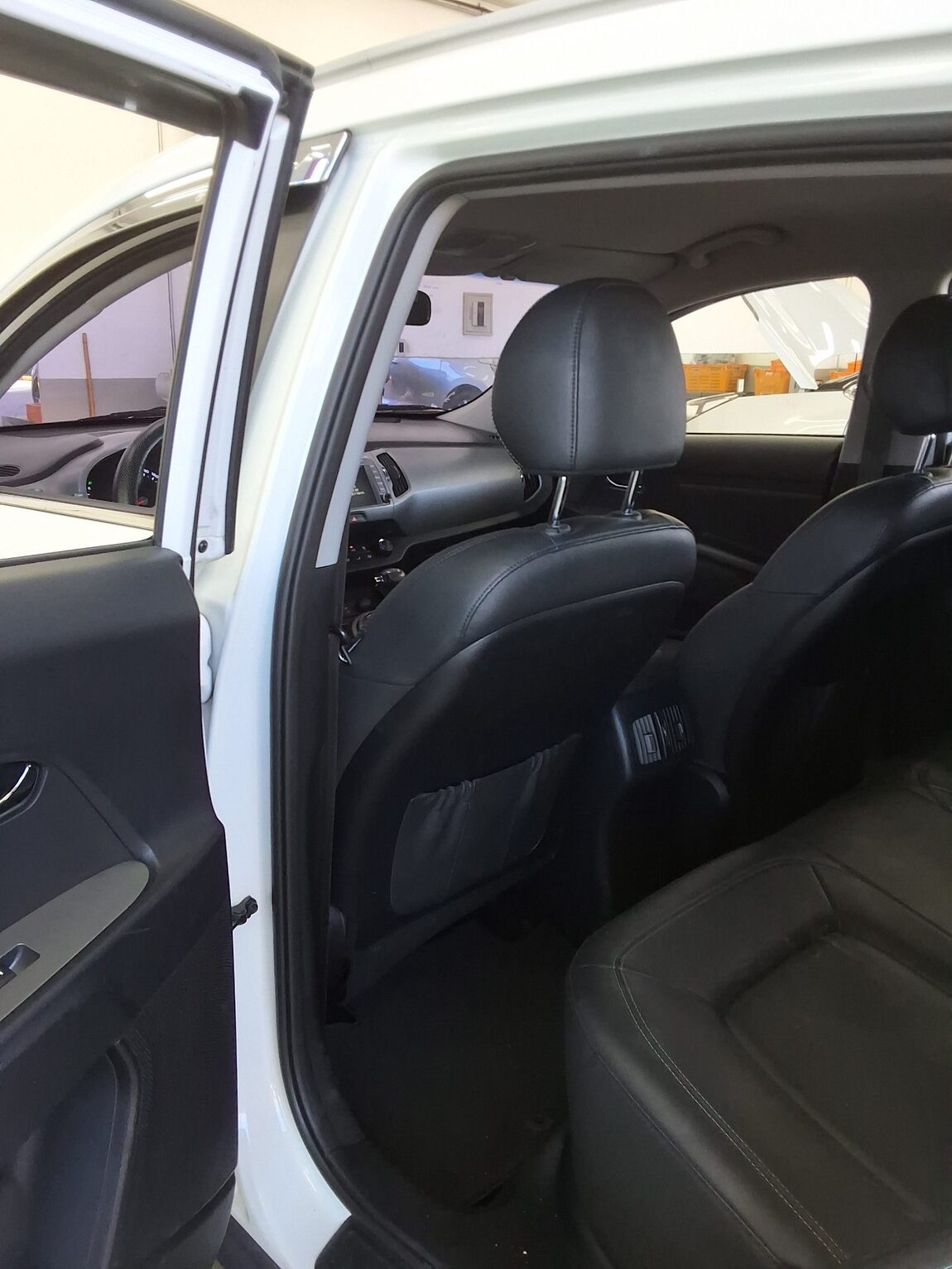 KIA THE NEW SPORTAGE R DIESEL R2.0 2WD TRENDY 2016 - zdjęcie 12