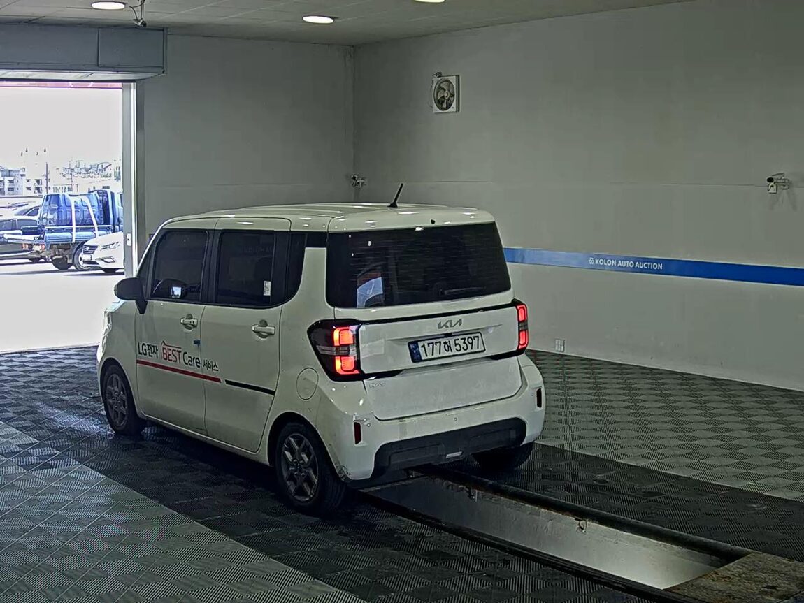 KIA THE NEW KIA RAY 1.0 GASOLINE PRESTIGE 2023 - zdjęcie 6