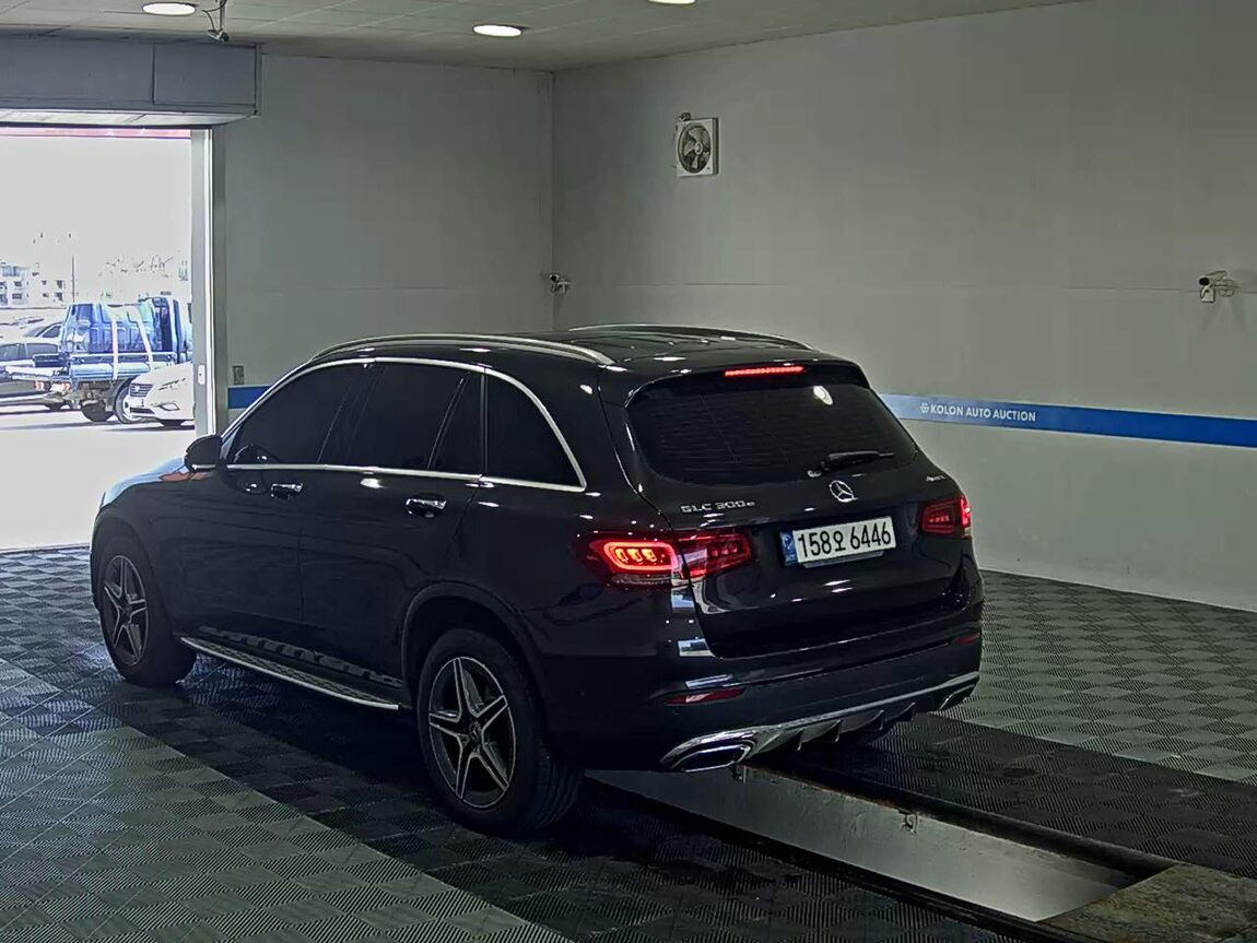 MERCEDES-BENZ GLC-CLASS GLC 300e 4MATIC 2022 - zdjęcie 6