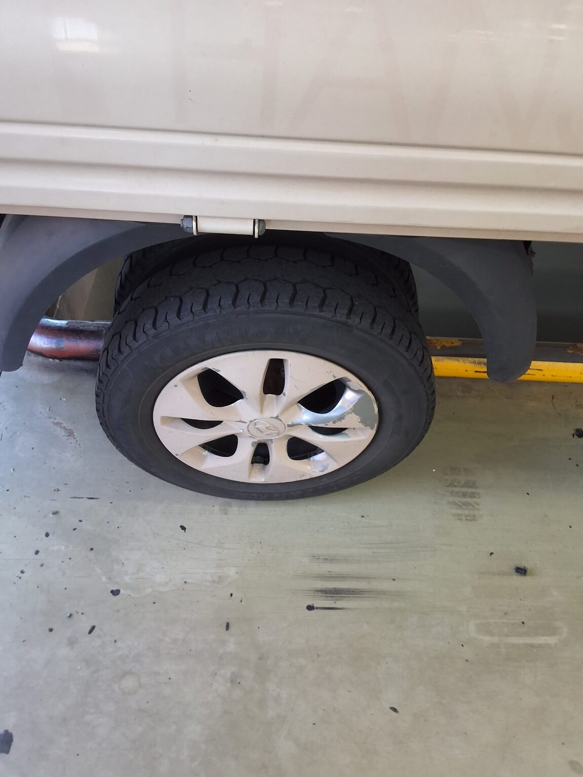 HYUNDAI PORTER II CRDi SUPER CAB EXTRA LONG WHEELBASE PREMIUM 2019 - zdjęcie 24