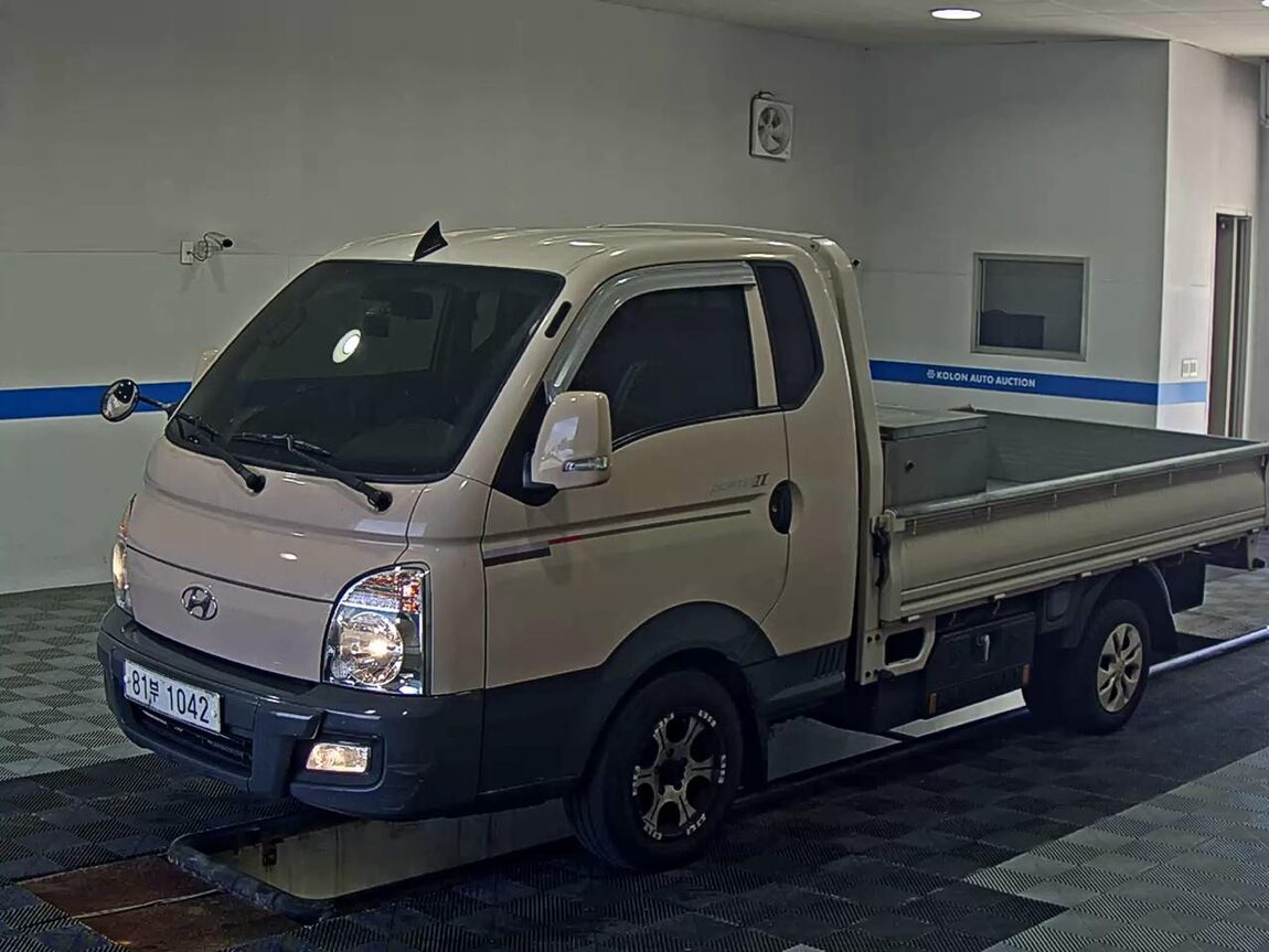 HYUNDAI PORTER II CRDi SUPER CAB EXTRA LONG WHEELBASE PREMIUM 2019 - zdjęcie 2
