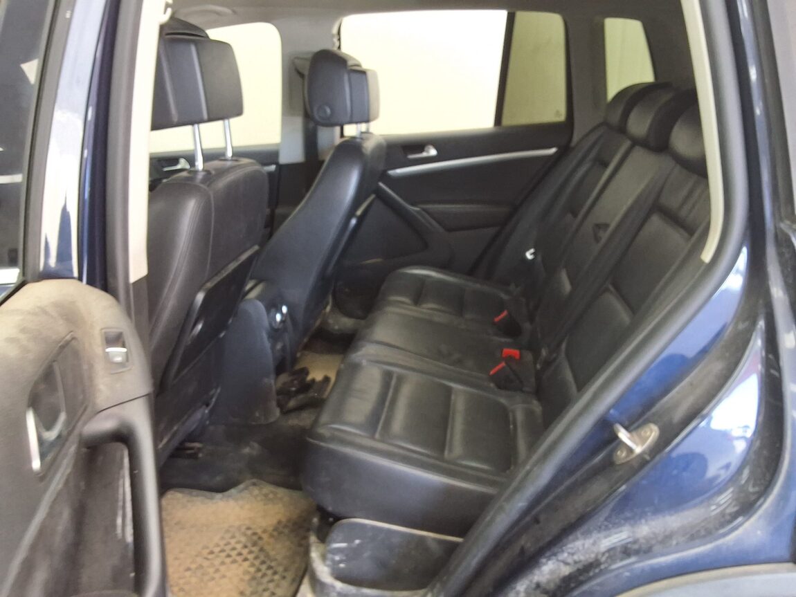 VOLKSWAGEN TIGUAN 2.0 TDI BLUEMOTION 2015 - zdjęcie 13