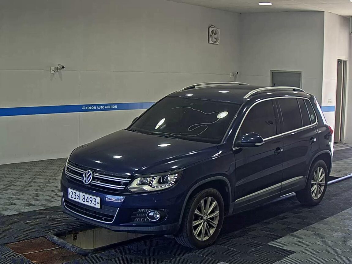 VOLKSWAGEN TIGUAN 2.0 TDI BLUEMOTION 2015 - zdjęcie 2