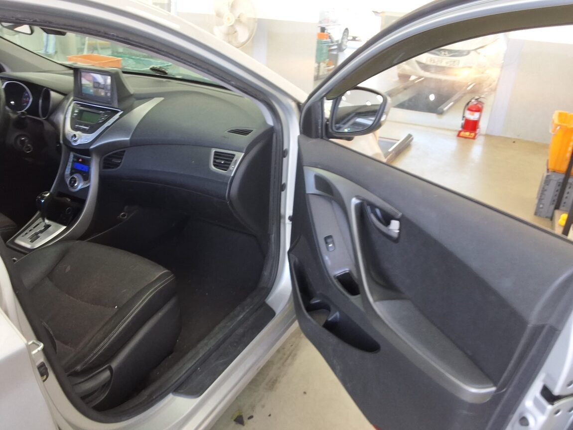 HYUNDAI AVANTE MD M16 GDi LUXURY 2011 - zdjęcie 14