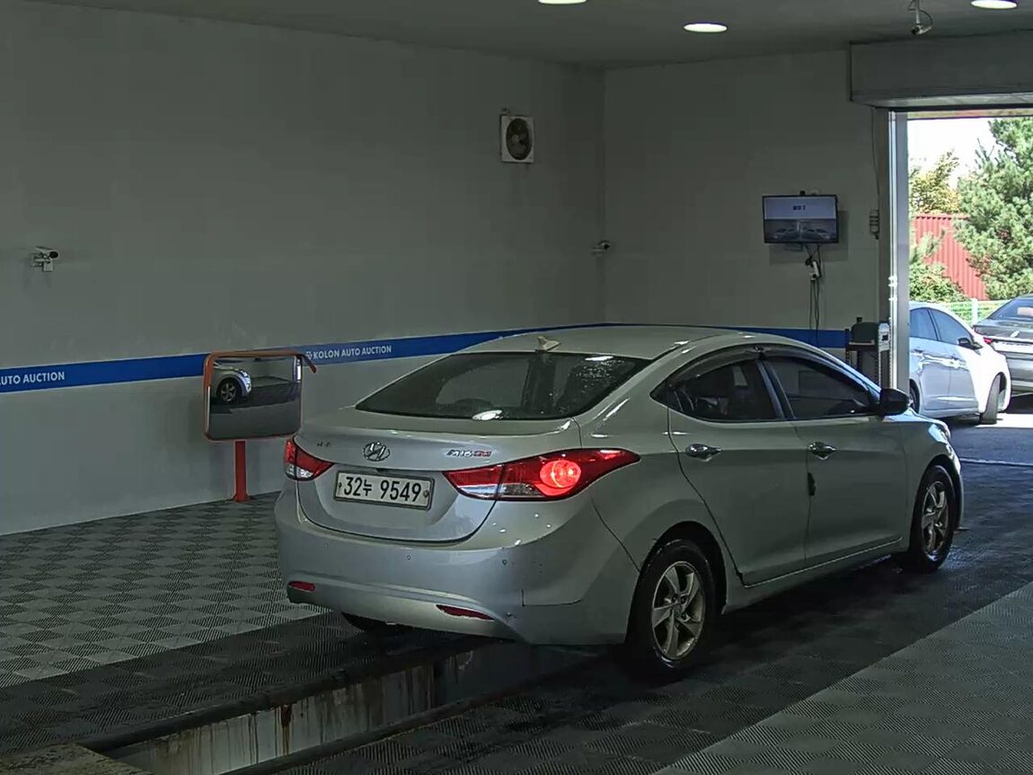 HYUNDAI AVANTE MD M16 GDi LUXURY 2011 - zdjęcie 5