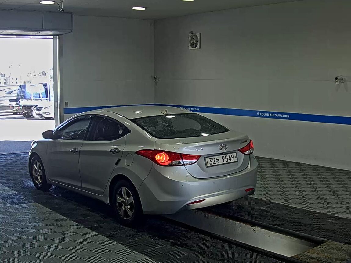 HYUNDAI AVANTE MD M16 GDi LUXURY 2011 - zdjęcie 6