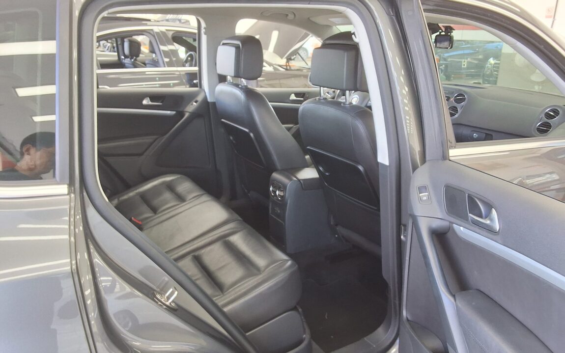 VOLKSWAGEN TIGUAN 2.0 TDI BLUEMOTION 2016 - zdjęcie 13