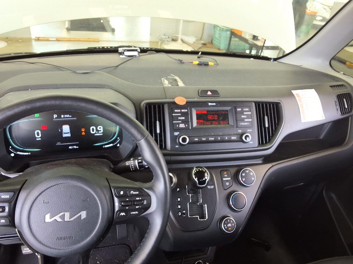 KIA THE NEW KIA RAY 1.0 GASOLINE PRESTIGE 2023 - zdjęcie 17